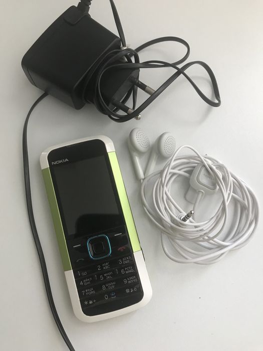 Nokia 5000 телефон кнопочный