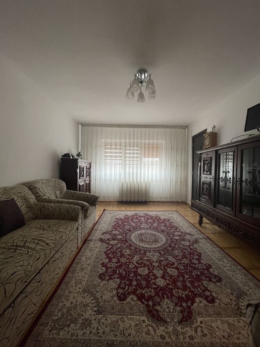 Vand apartament cu 2 camere – zona centrala, Magazin Ialomita