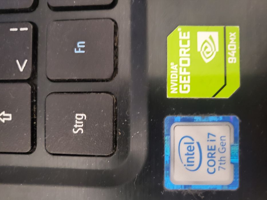 Laptop Acer aspire e17