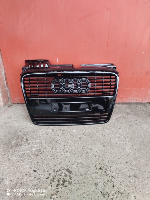 Grilă și faruri Audi A4 B7