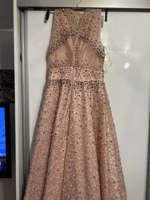 Rochie de nasa lunga cu pietricele