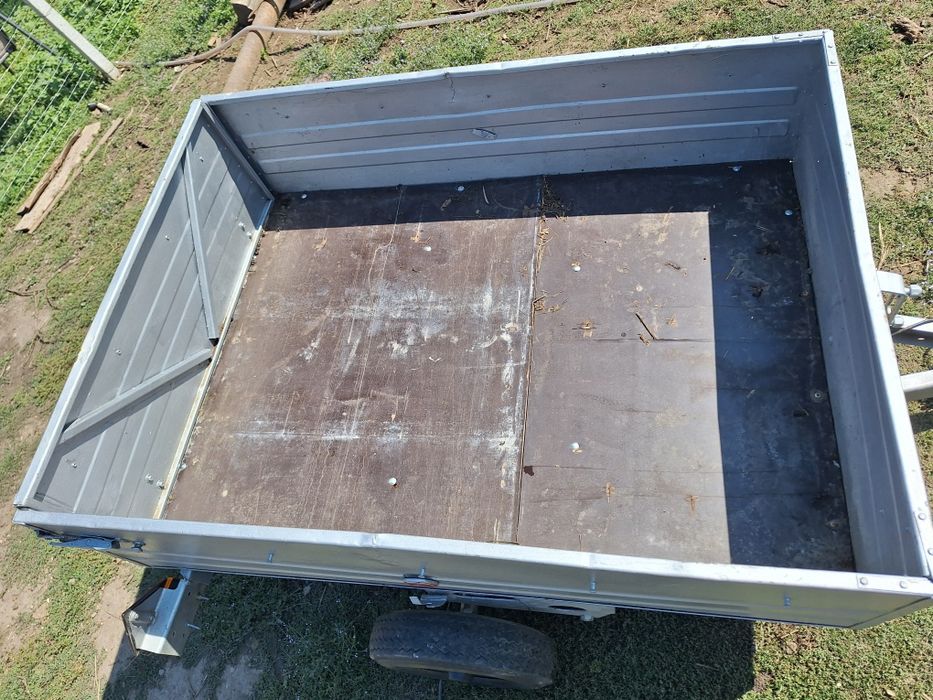 Remorca reconditionata de 400 kg cu acte