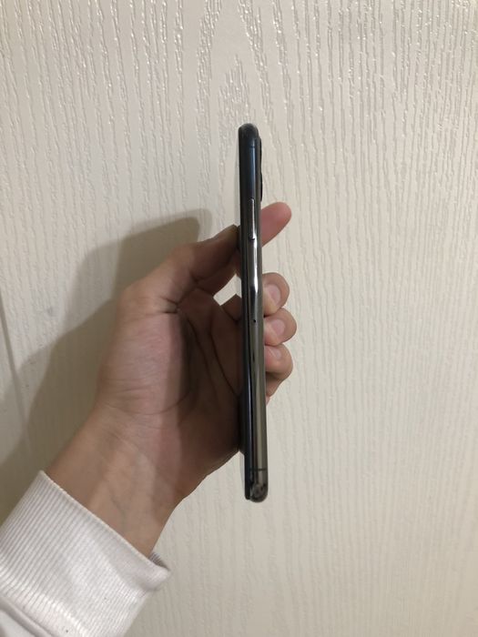 Iphone 11 pro max sotiladi