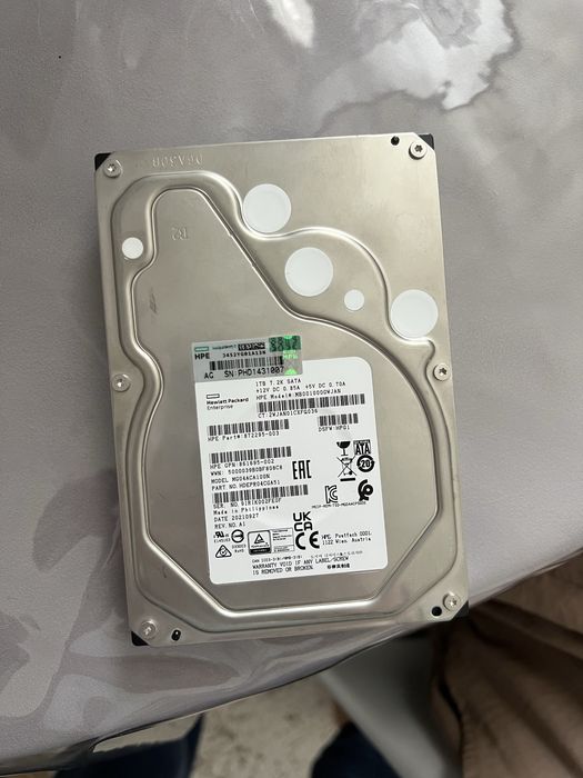 Жесткий диск 1 TB