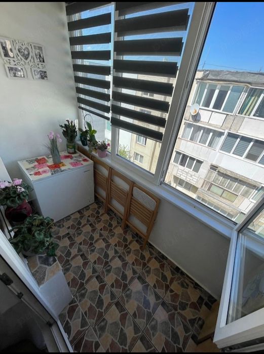 Vând apartament cu 2camere