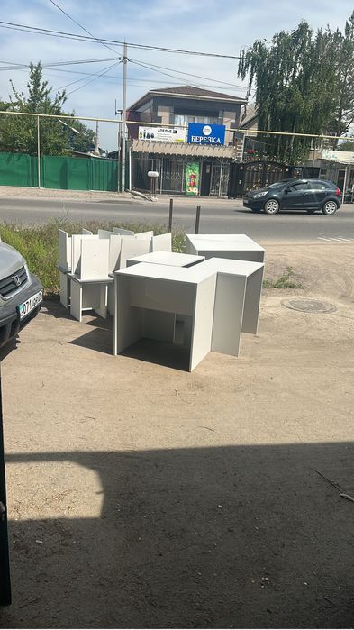 Столы новыие