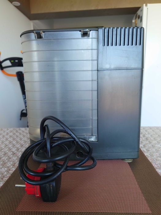 KENWOOD-Еспресо кафе машина.Работеща.