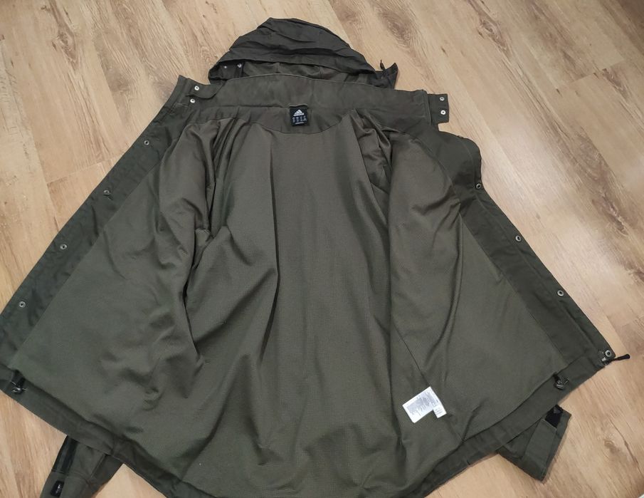 Geaca Adidas model militar mărimea XXL