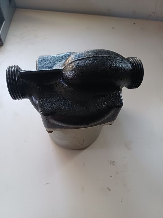 Vând pompa circulație centrala  UPS 15-50 nefolosita