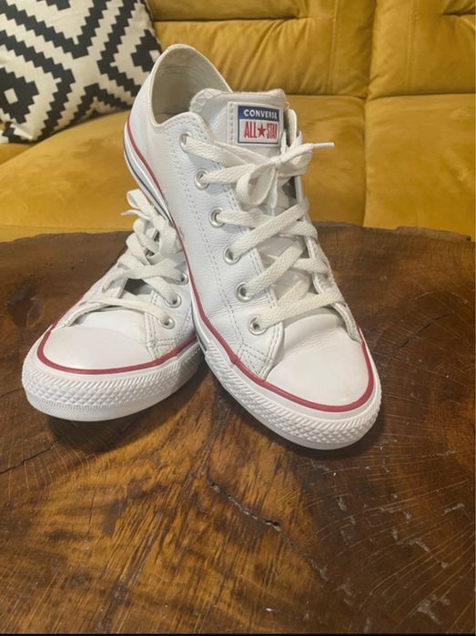 Converse piele albi