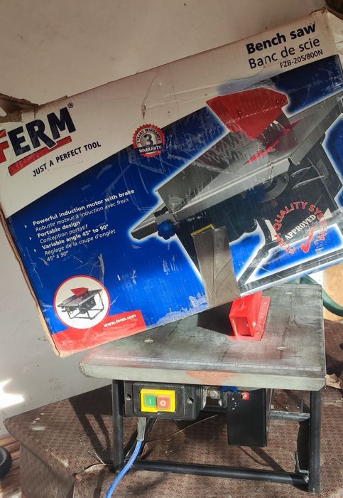 Настолен циркуляр