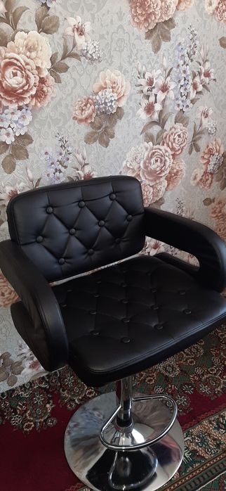 Продаю Барный стул в хорошем состоянии