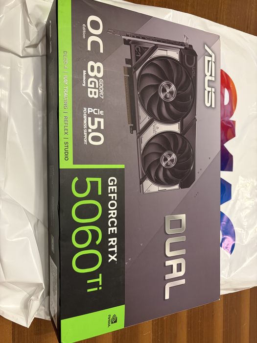 Placa Video ASUS DUAL RTX 5060 Ti OC, 8GB GDDR7 , garantie eMag