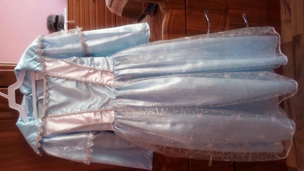 Продам нарядное платье "Принцессы"