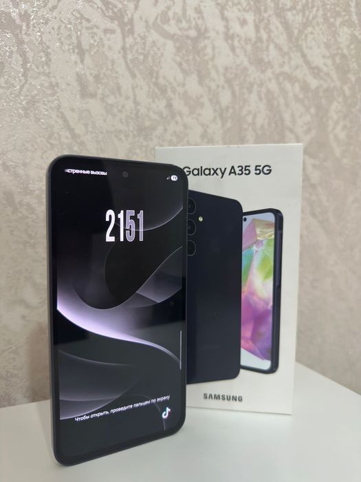 Самсунг А35 в отличном состоянии