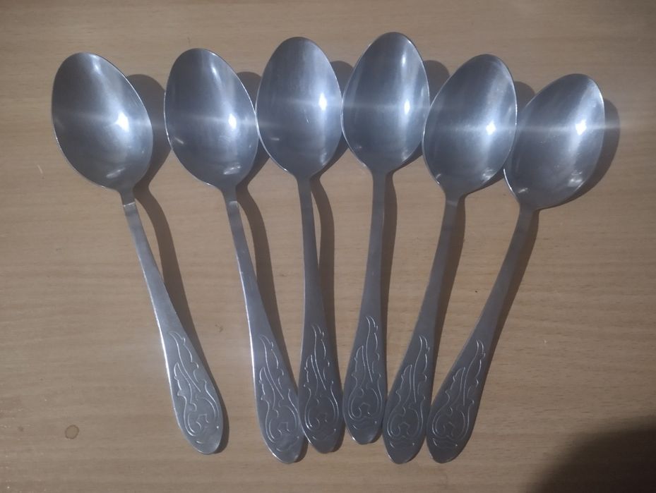 Столовые приборы