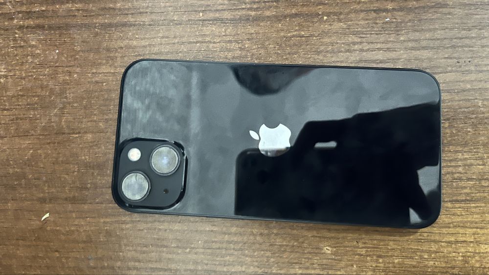Iphone 13 в отличном состояние