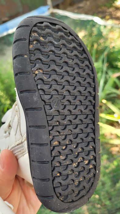 Детские ботинки, сапожки 24 и 25 размеры