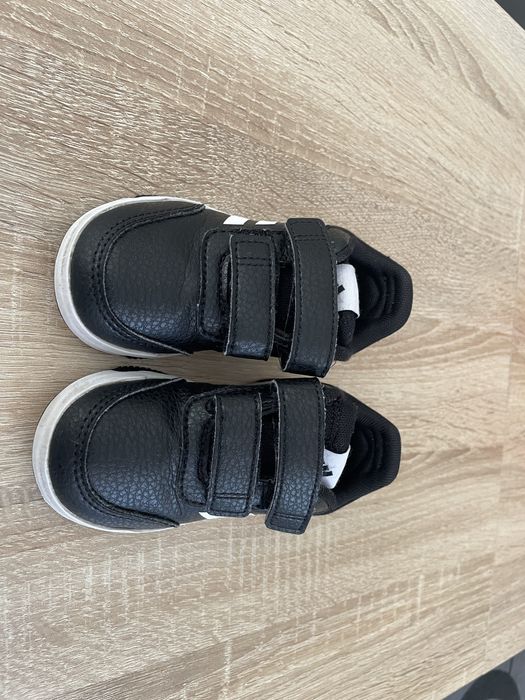 Детски маратонки Adidas размер 23