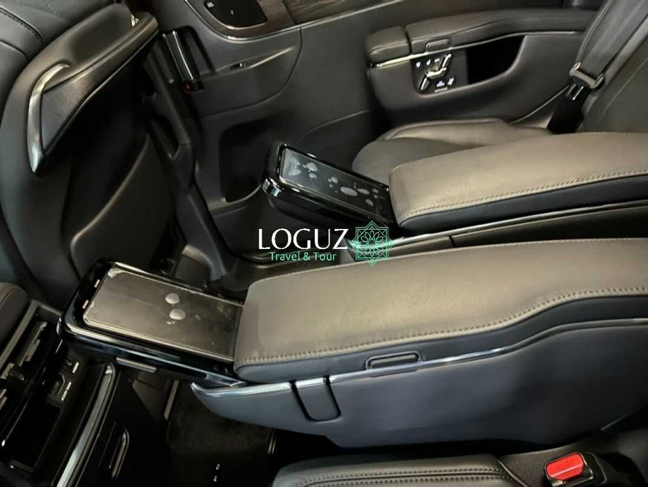 Минивен бизнес класса деловые поездки Сопровождение гостей и делегации