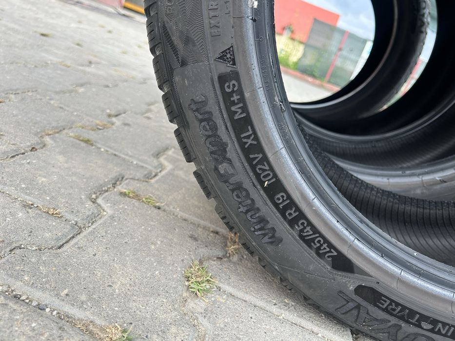 Anvelope/Cauciucuri Uniroyal WinterExpert 245 45 R19 102V XL