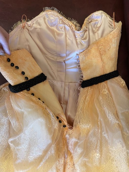 Rochie cu corset, tul si dantela chantilly, xs