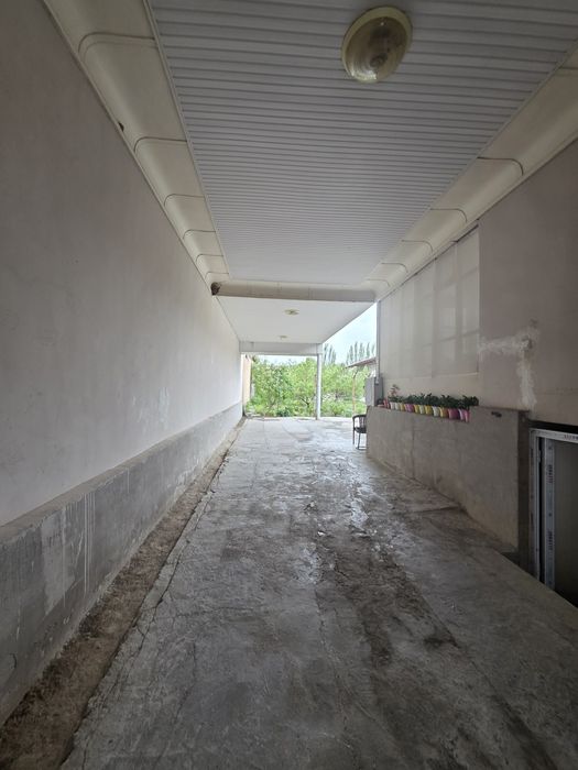 Дурмон  махалласида 5 хона  7 сотихли уй сотилади.