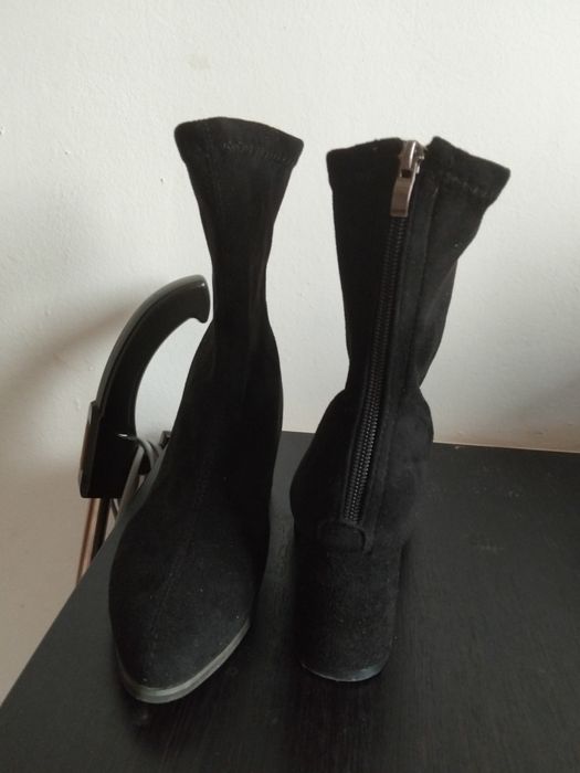 Сапожки замшевые