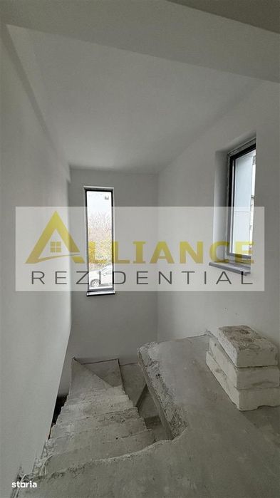 Vila 4 camere de vanzare || aproape de Primărie || campus scolar