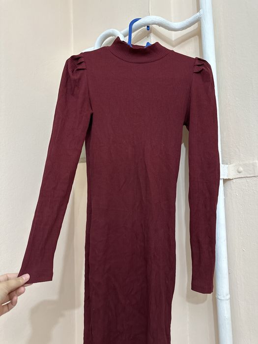 платье б/у по 5500 тг