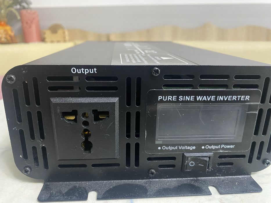 Invertor 12V la 110V -4000W
