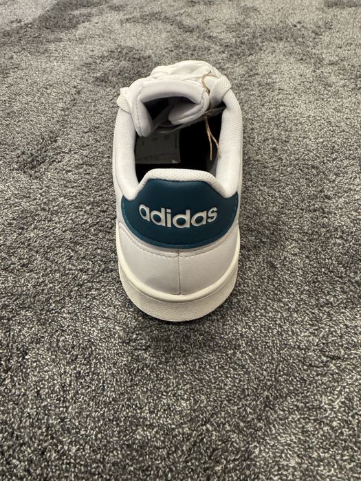 Adidas * Advantage * 41
