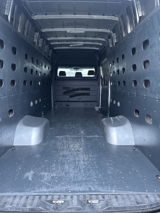 Wolkswagen Crafter 2.0-160cp-157000km