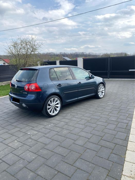 Goolf 5 BKC 1.9 TDI 2006  fara rugina