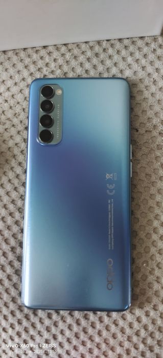 Продам смартфон OPPO Reno 4 Pro