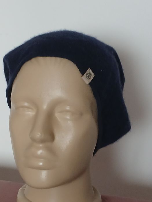 Зимни дамски шапки 100% кашмир