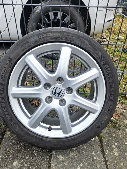 Оригинални лети джанти 17" 5х114,3 Хонда