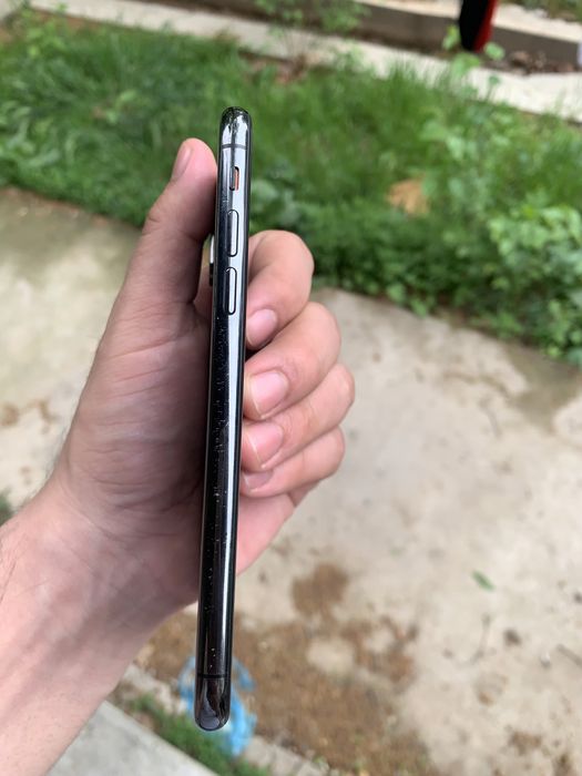 Iphone x , hopati yaxshi , karobka dokument bor