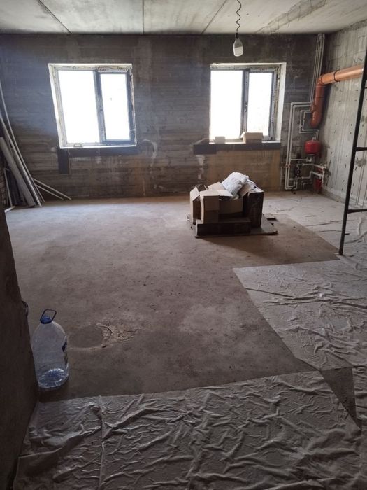 Продаётся 1 комн кв 40 кв + нулевой этаж жилой 40 кв.тёпл.пол,санузел