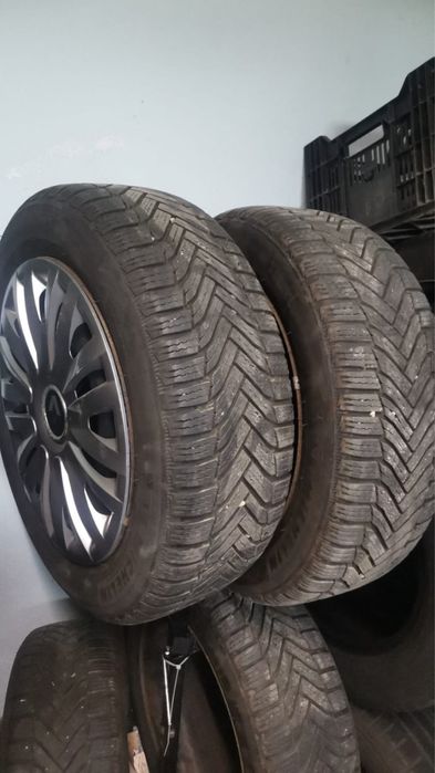 Cauciucuri de iarna Michelin cu jante