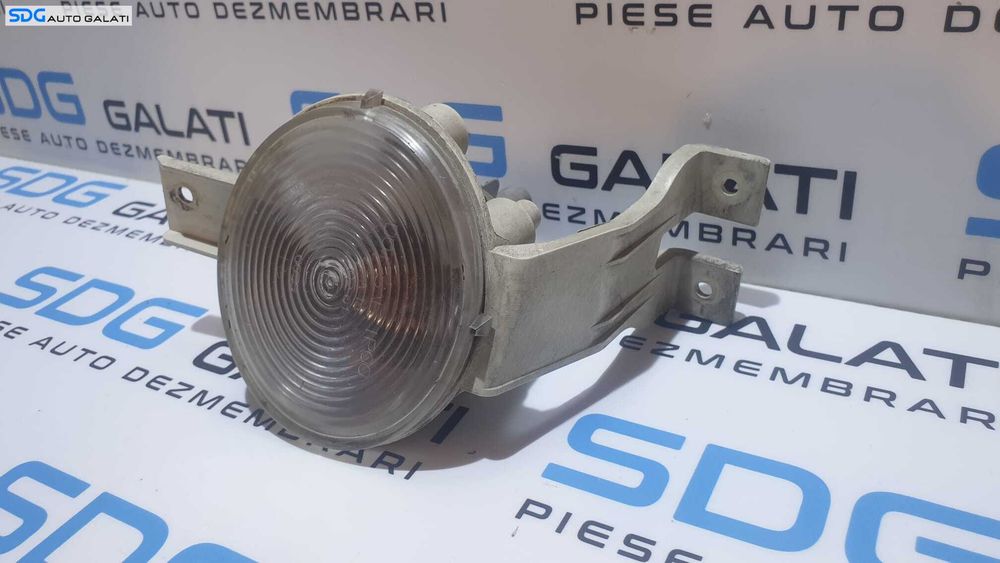 Lampa Semnalizare Bara Fata Dreapta Mini One Hatchback ( R53 ) 2003 - 2006 Cod 7165862 [AV2503]