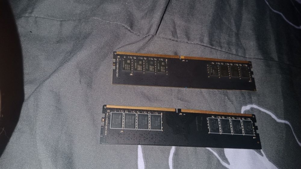 Оперативная память ddr4 8+8gb