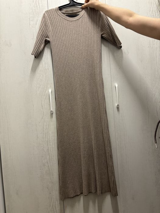 Продам платье новое