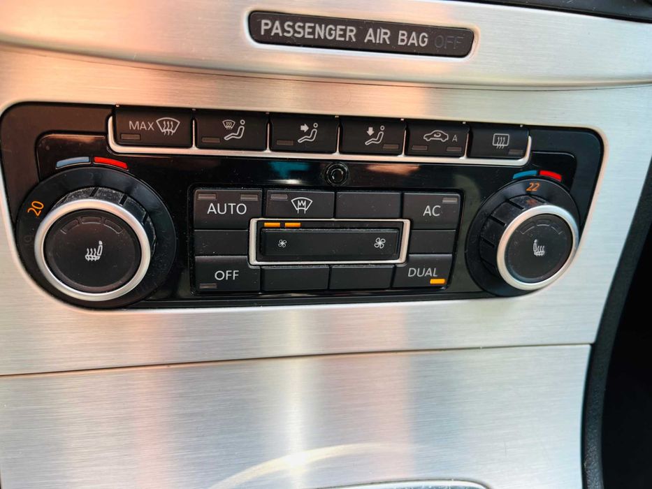 Volkswagen Passat CC 2009