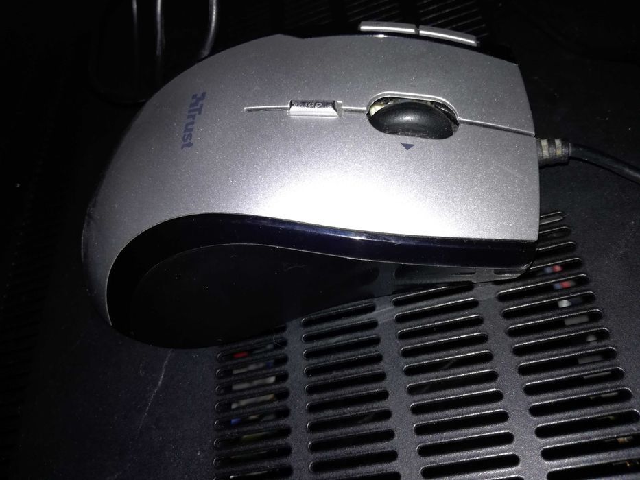 Mouse USB Trust + Tastatura Genius SlimStar PS2 PS/2