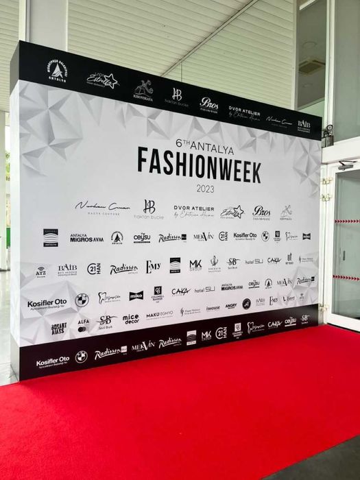 Фотозона Бренд-волл Brand wall и Пресс волл Недорого На Заказ Доставка