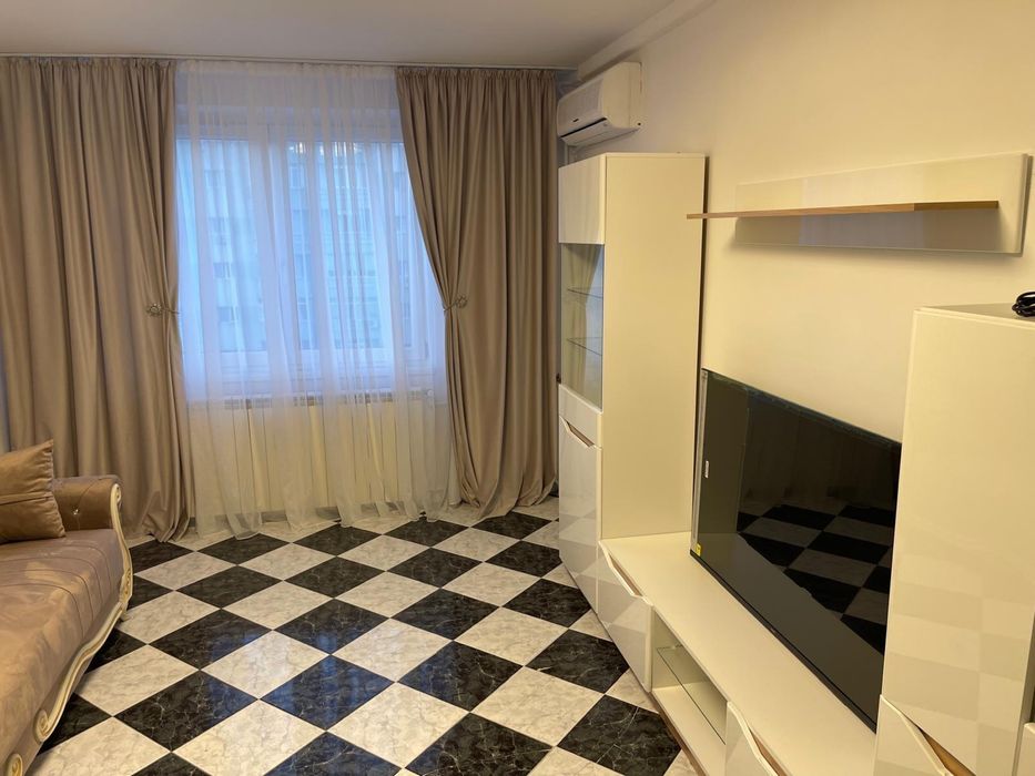 Inchiriez apartament