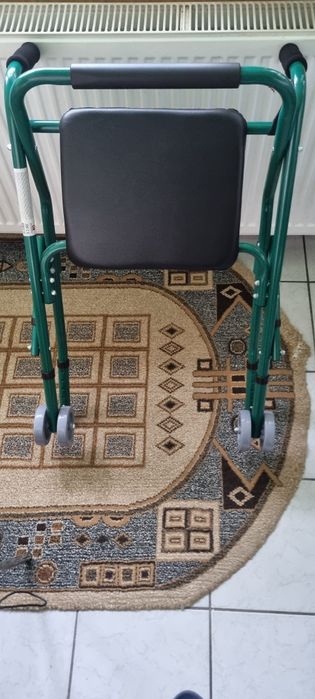 Rolator, cadru cu sezut