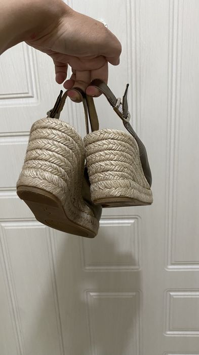 Шикарные босоножки испания