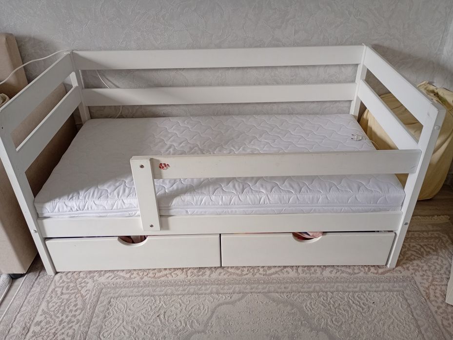 Продам детский кровать
